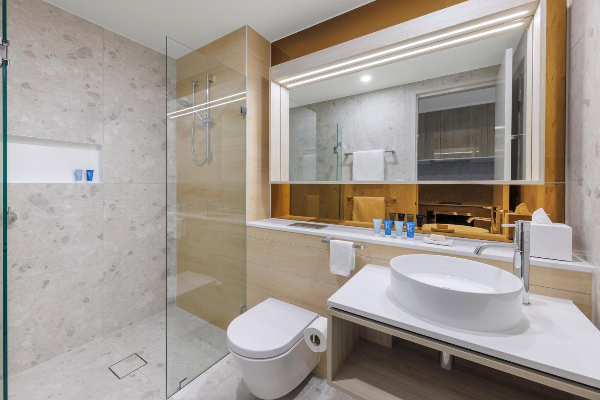Meriton Suites Мельбурн Экстерьер фото Bathroom